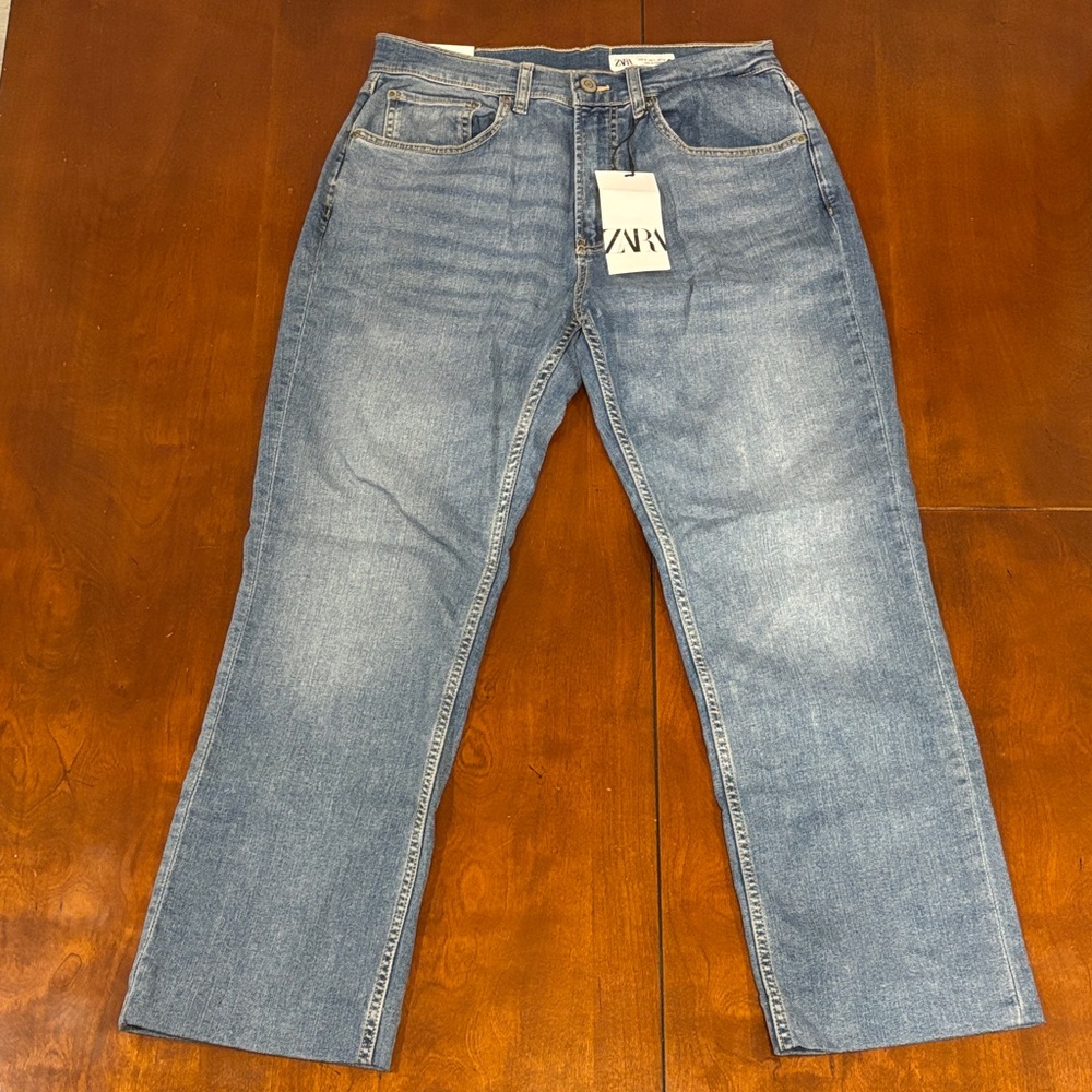 Zara The Cropped Bootcut Jeans, Indigo.‎  NWT